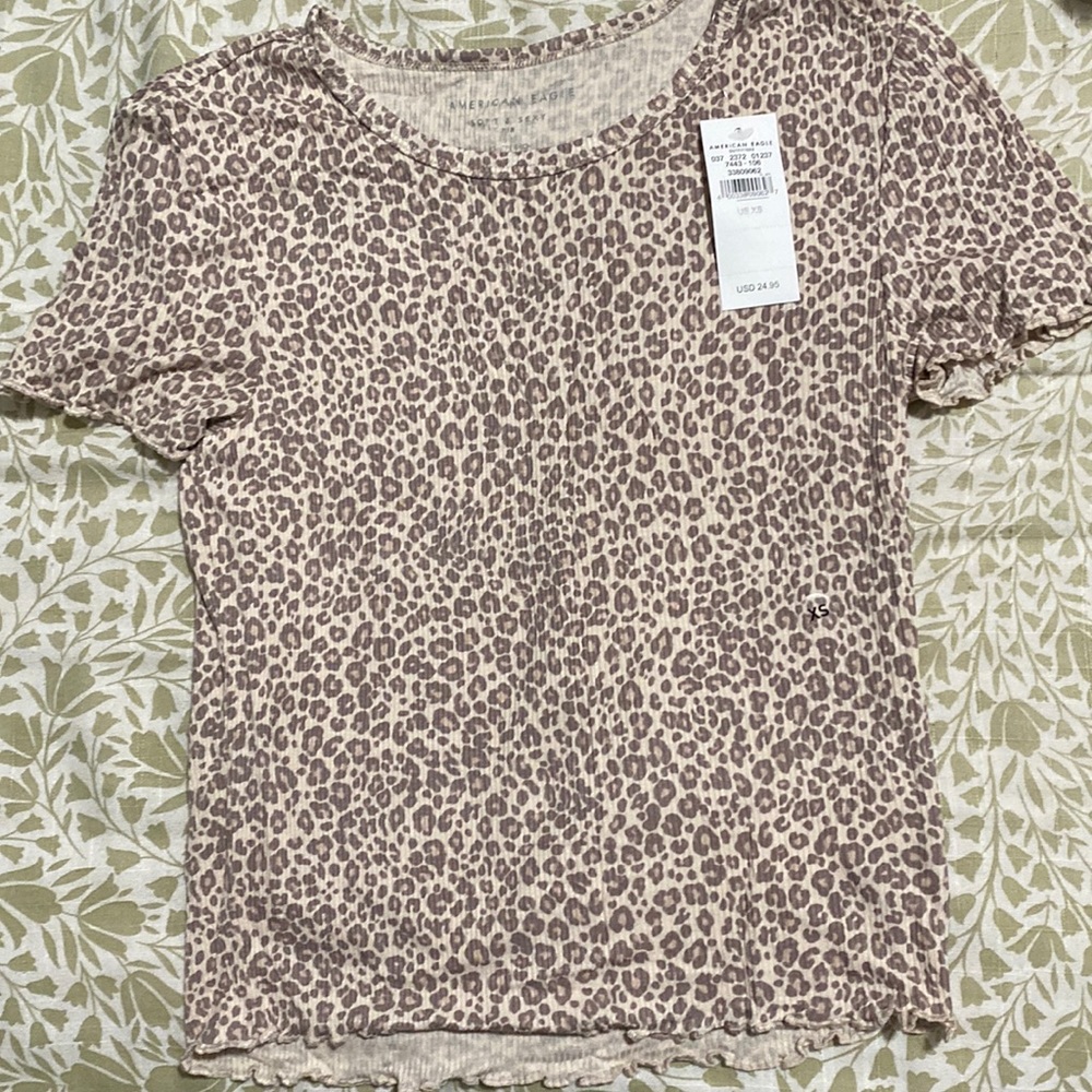 AMERICAN EAGLE NWT CHEETAH TOP